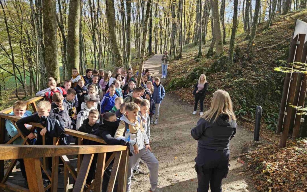 Izlet petih razreda u Baraćeve špilje i Speleon